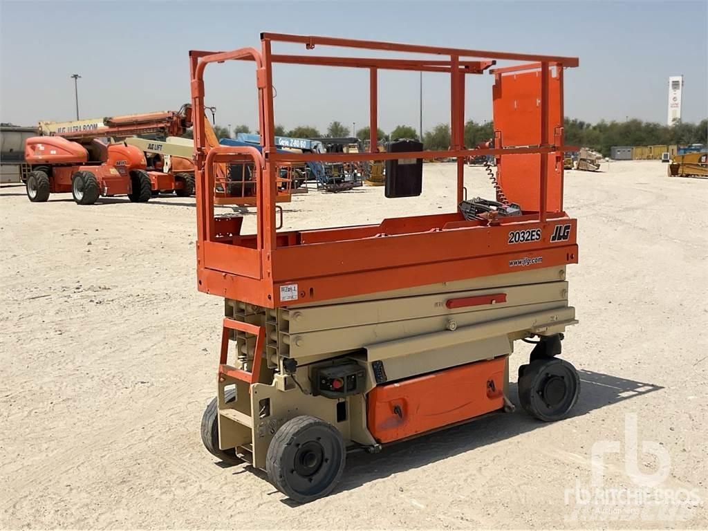JLG 2032ES 剪叉式升降机