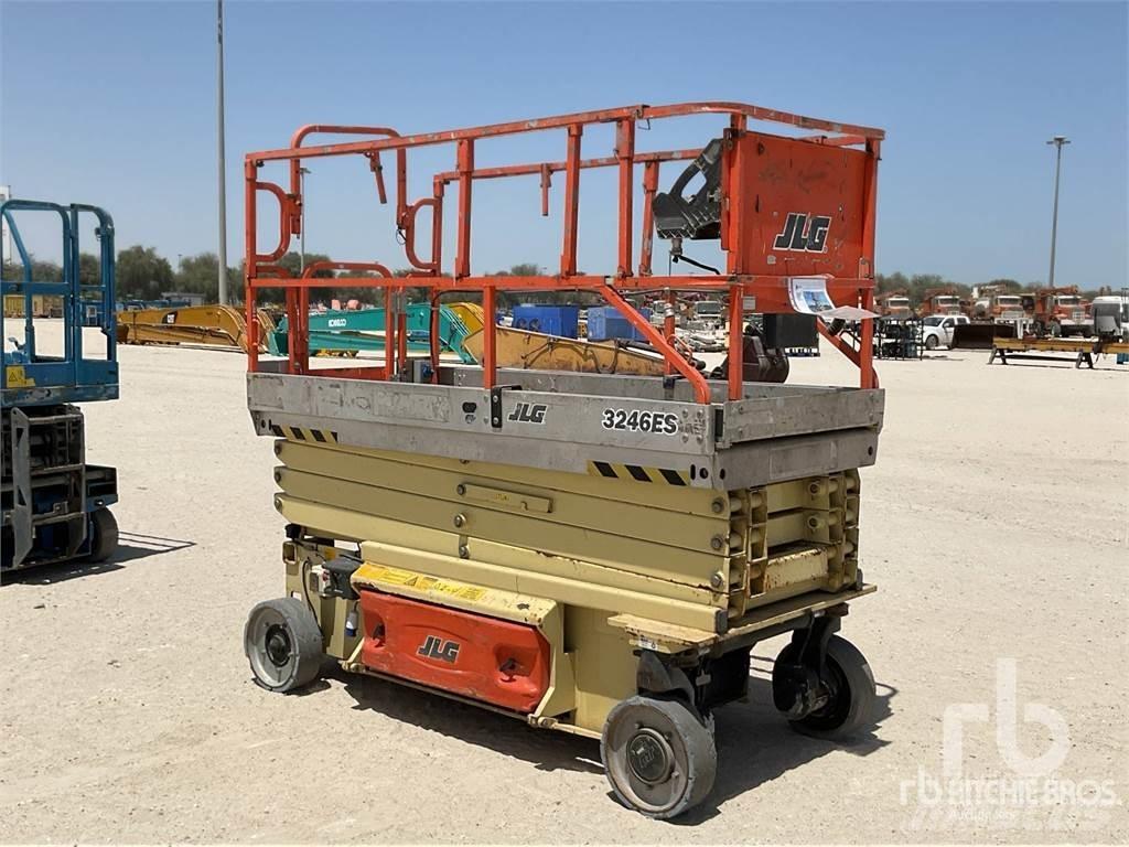 JLG 3246ES 剪叉式升降机
