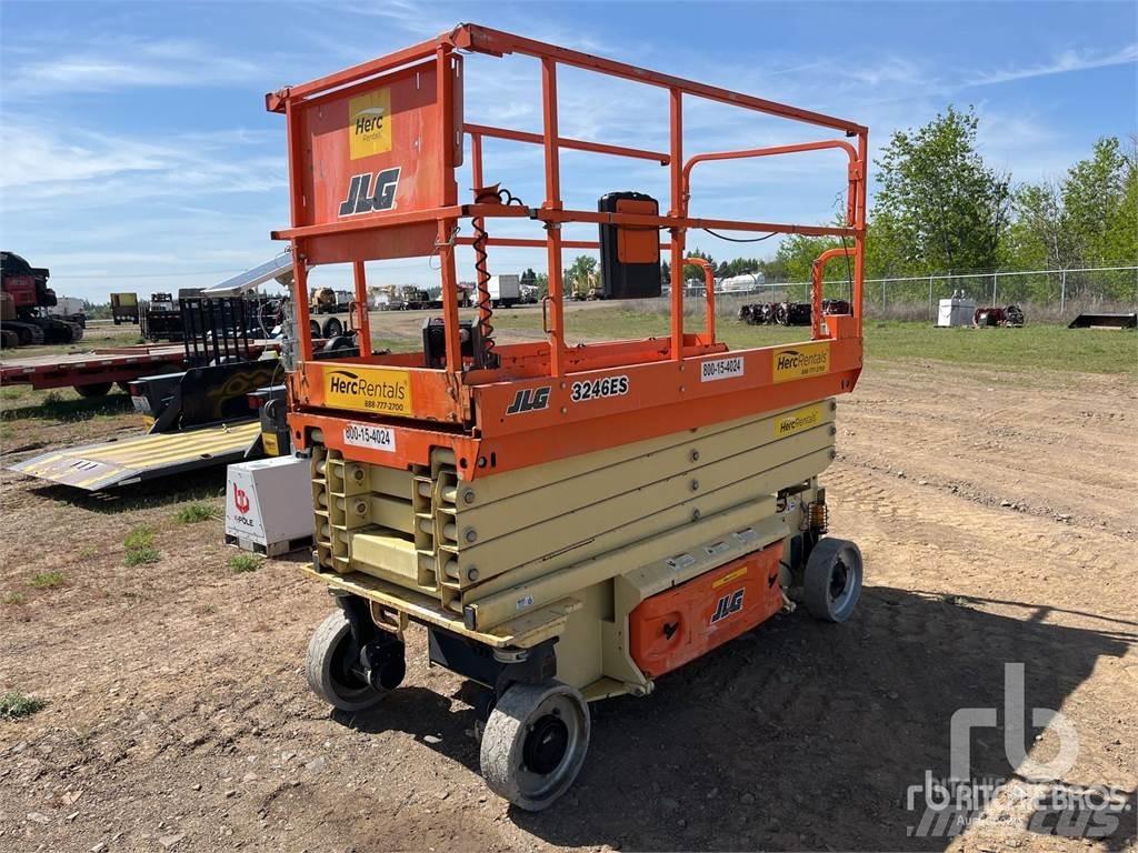 JLG 3246ES 剪叉式升降机