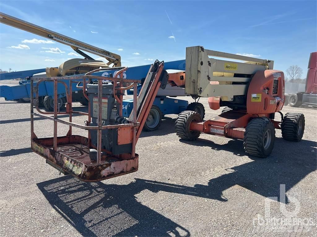 JLG 450AJ 曲臂高空工作平台