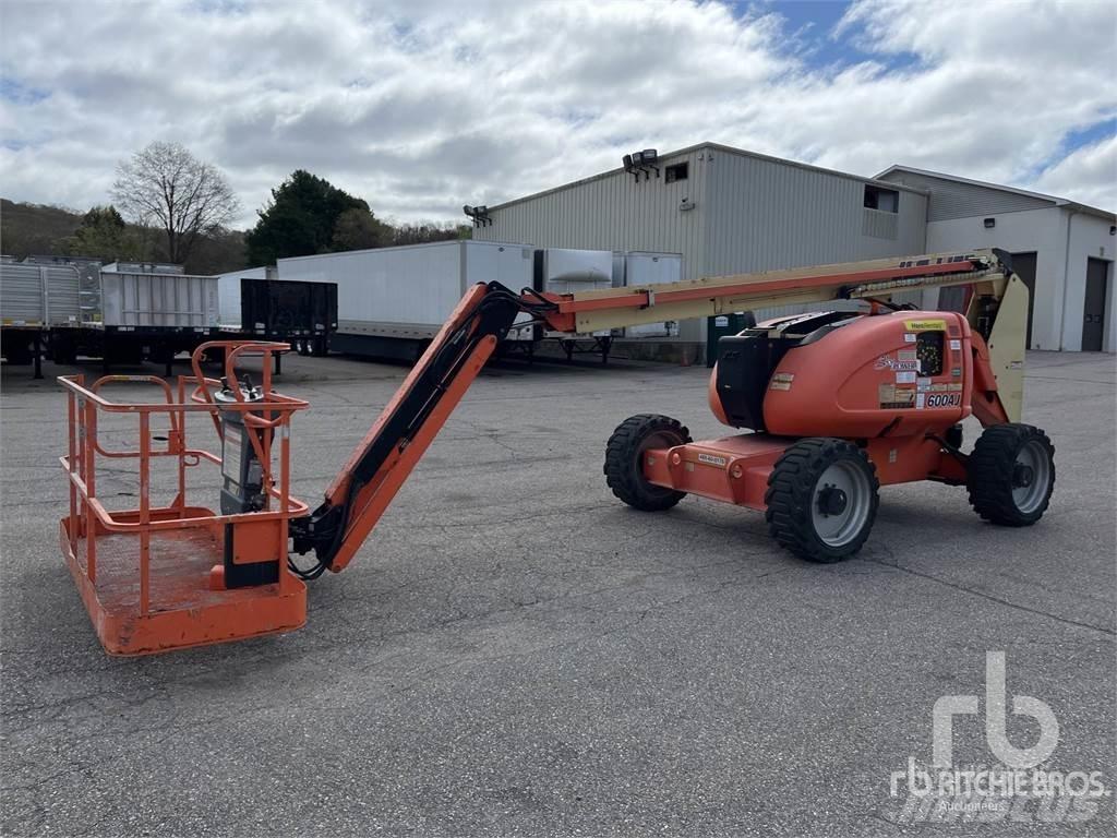 JLG 600AJ 曲臂高空工作平台