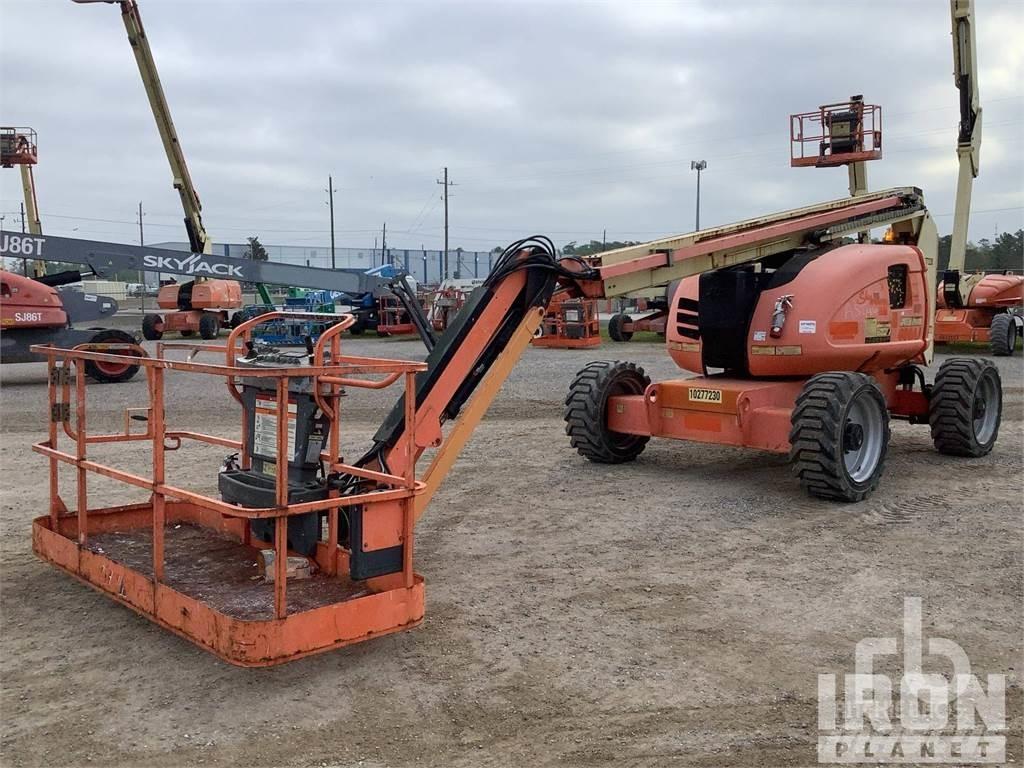 JLG 600AJ 曲臂高空工作平台