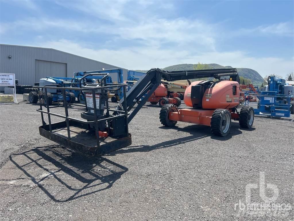 JLG 600AJ 曲臂高空工作平台