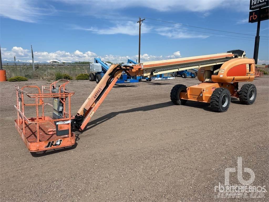 JLG 600S 曲臂高空工作平台