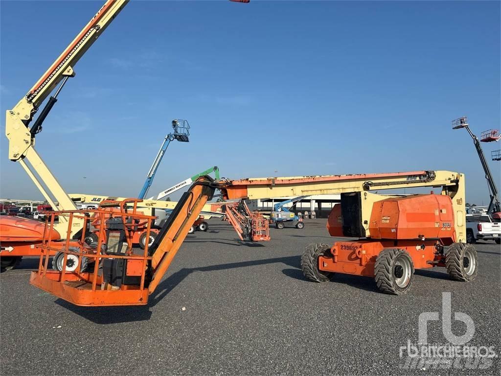 JLG 800 AJ 曲臂高空工作平台