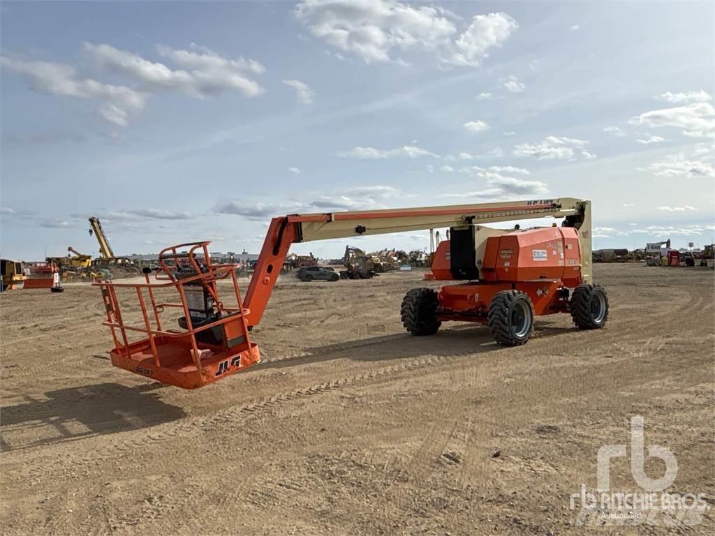 JLG 800A 曲臂高空工作平台