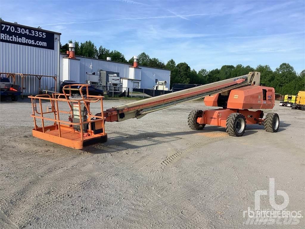 JLG 800S 曲臂高空工作平台