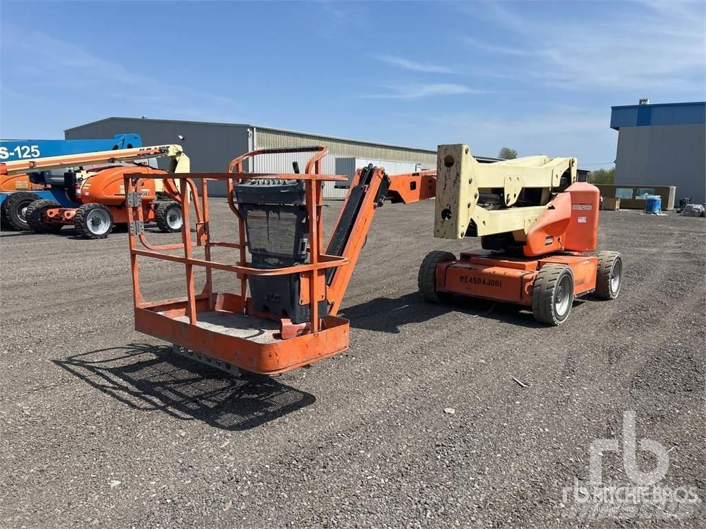 JLG E450AJ 曲臂高空工作平台