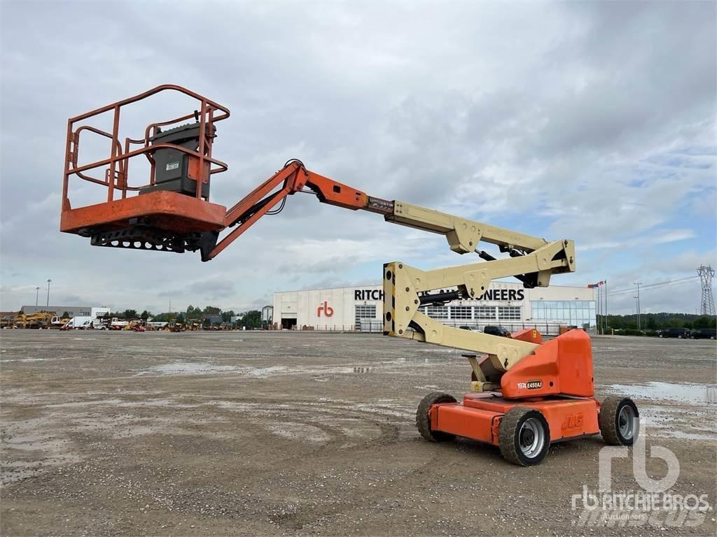 JLG E450AJ 曲臂高空工作平台