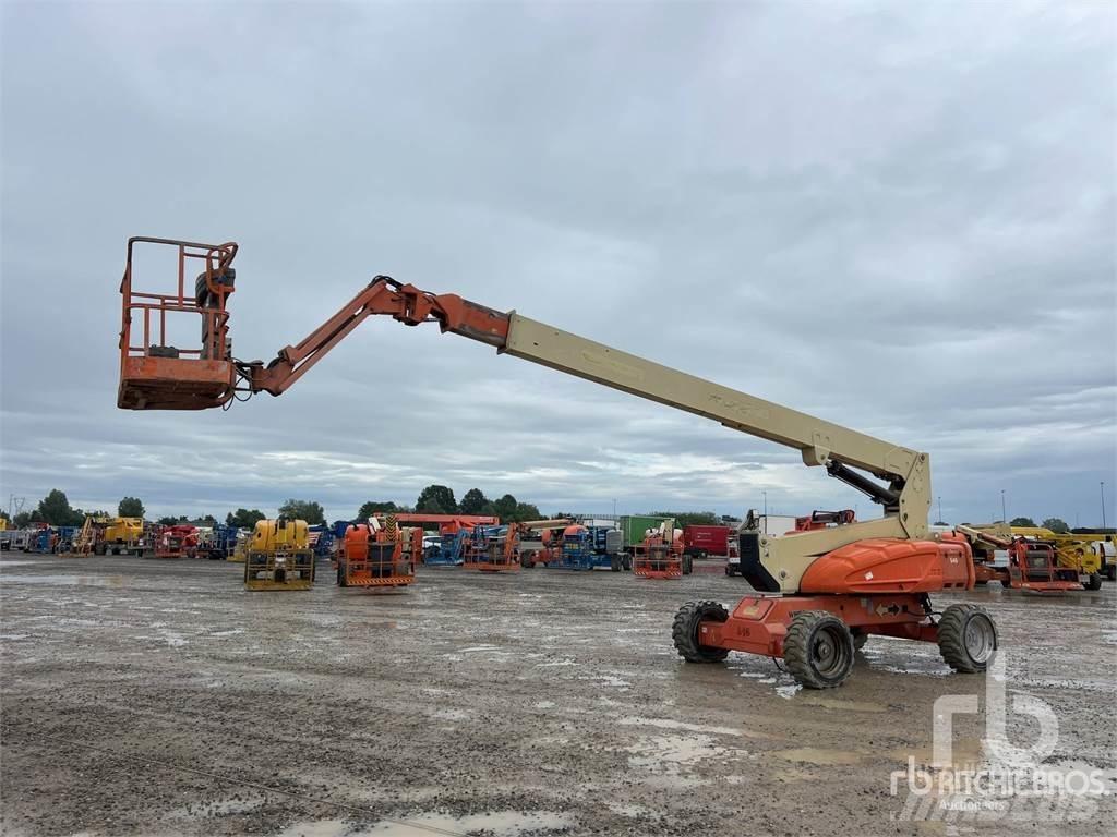 JLG E600JP 曲臂高空工作平台