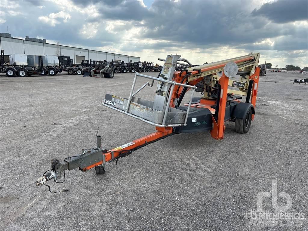 JLG T-350 曲臂高空工作平台