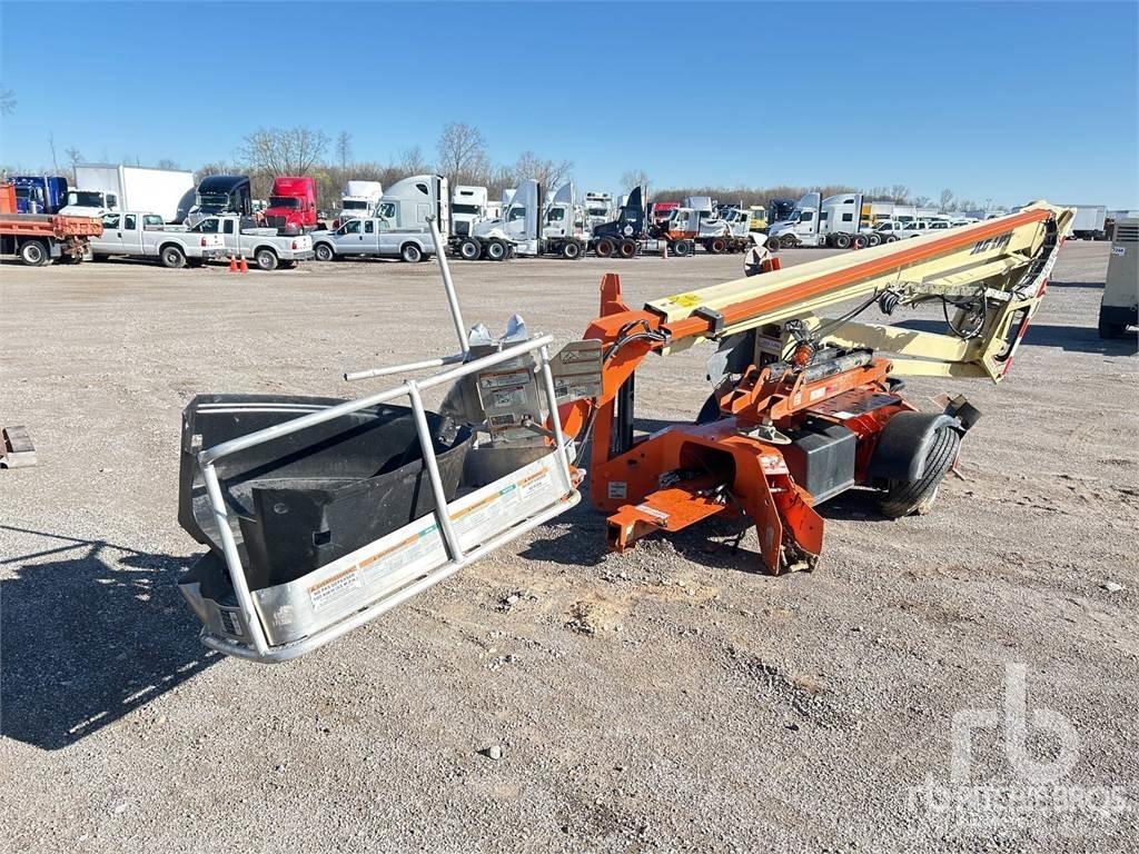 JLG T350 曲臂高空工作平台
