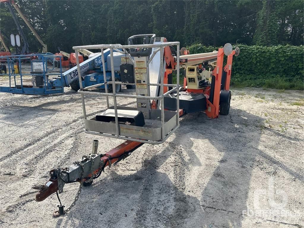 JLG T500J 曲臂高空工作平台