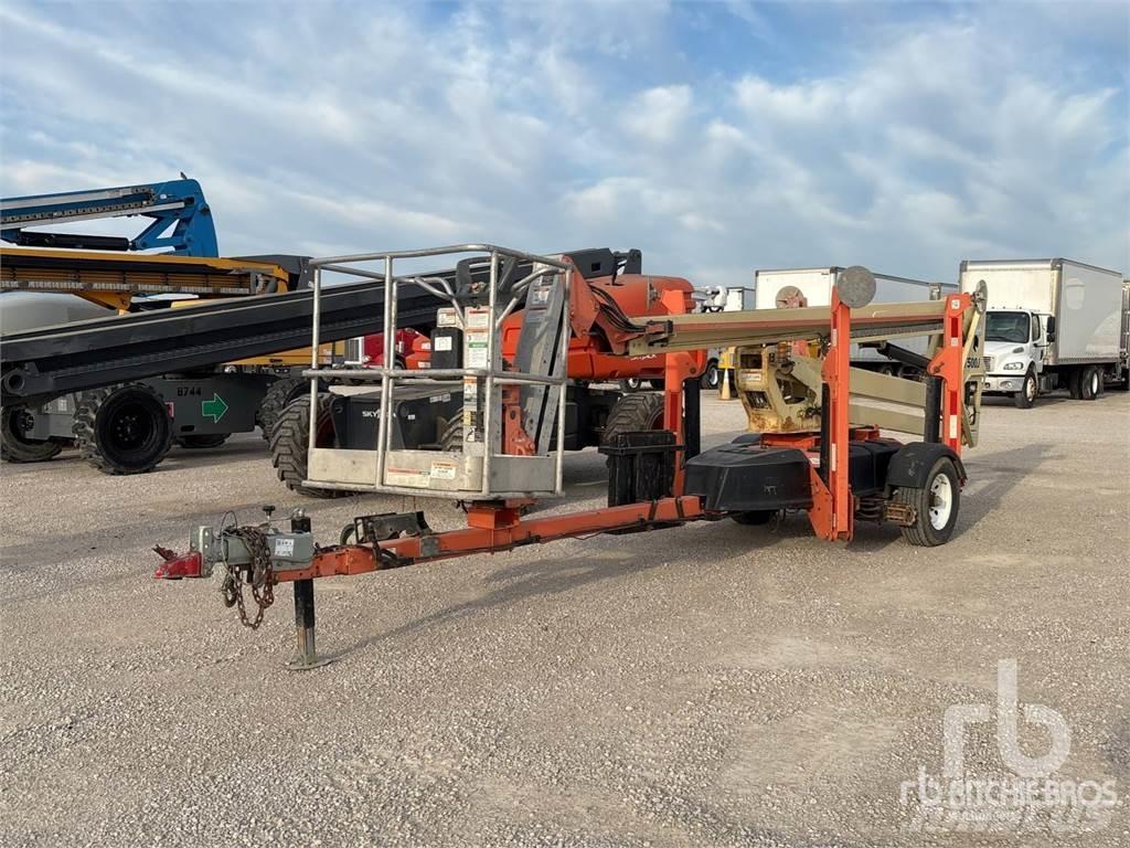 JLG T500J 曲臂高空工作平台