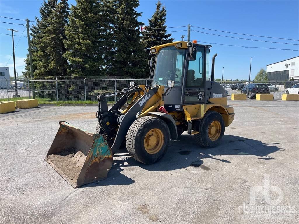 John Deere 244J 轮式装载机