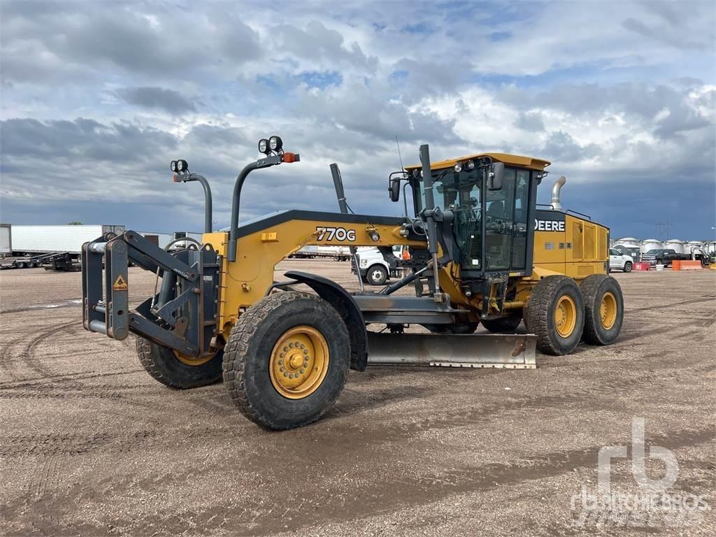 John Deere 770G 平地机/推土机