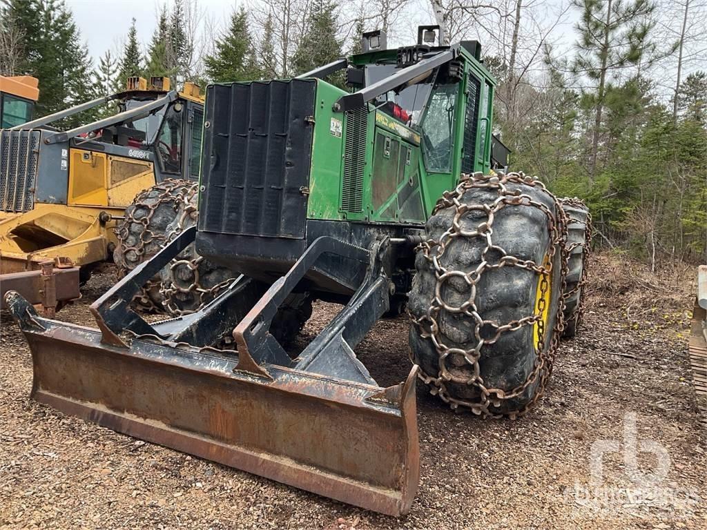 John Deere 848H 粉碎机