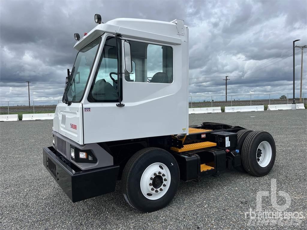 Kalmar T2 牵引车