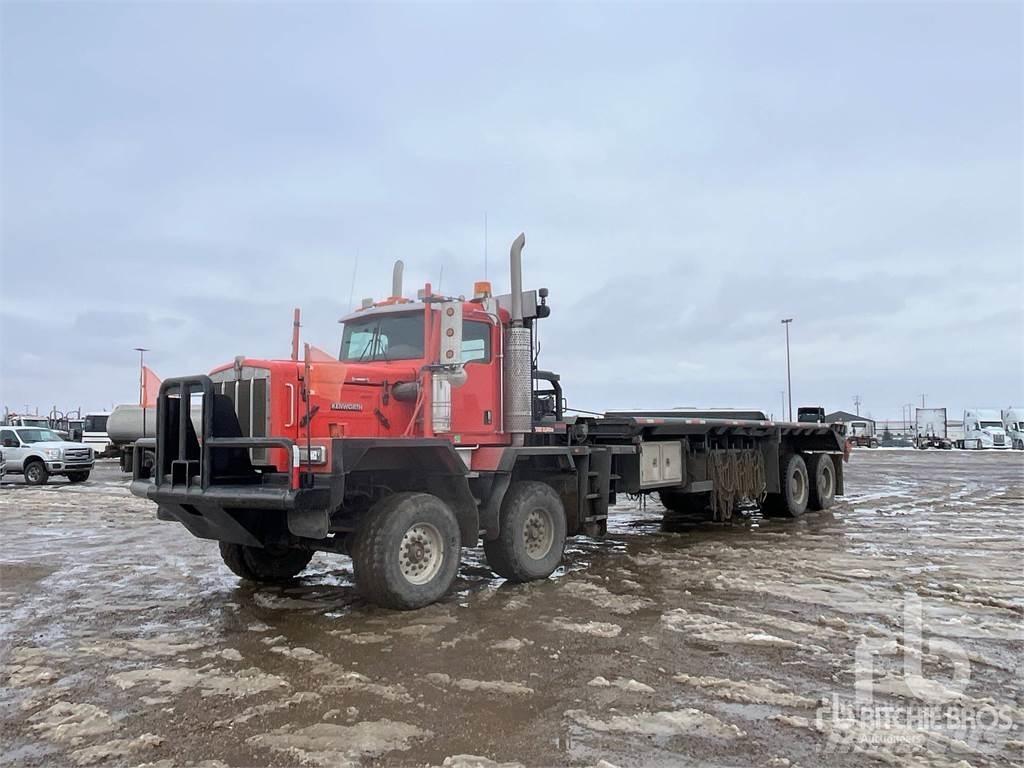 Kenworth C500 平板栏板货车