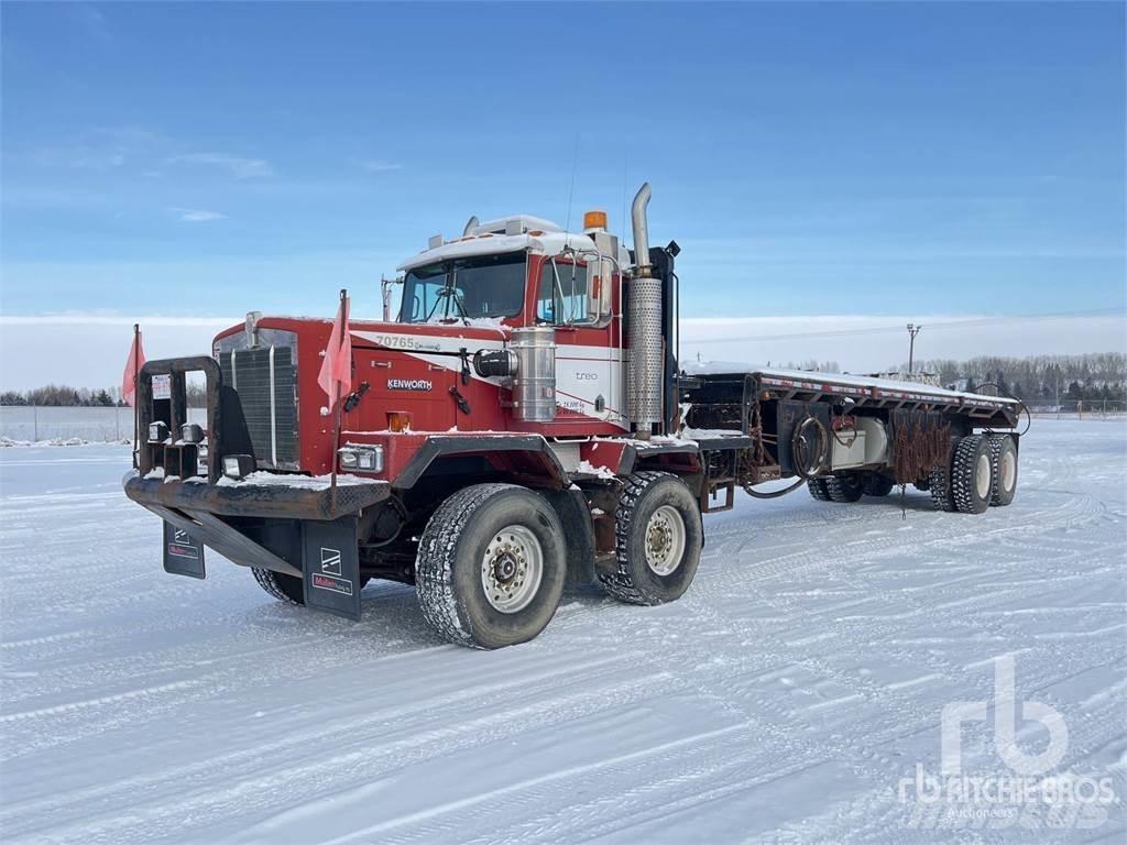 Kenworth C550 平板栏板货车