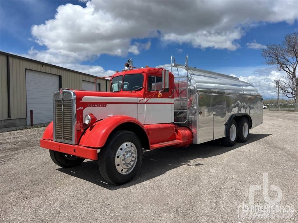 Kenworth CC925C 油罐车