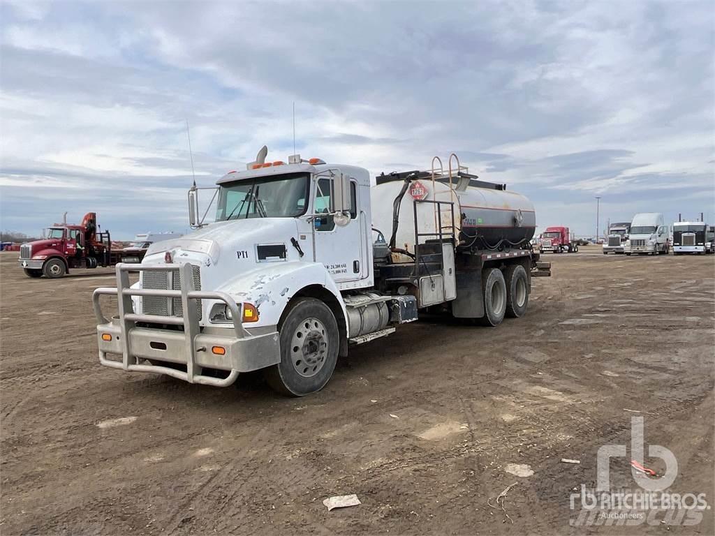 Kenworth T300 其他货车