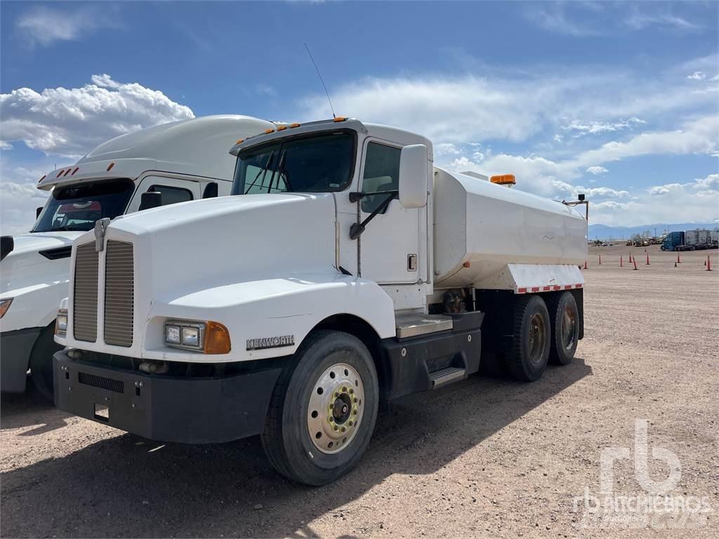 Kenworth T600 水罐车