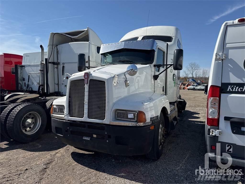 Kenworth T600 牵引车
