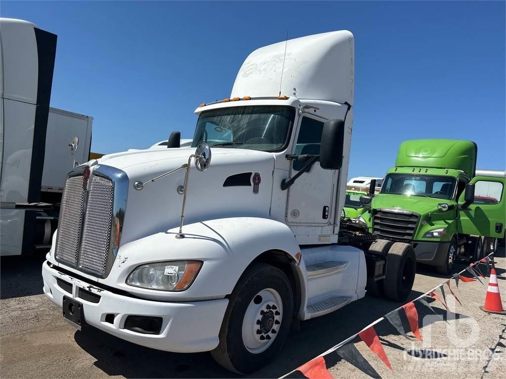 Kenworth T660 牵引车