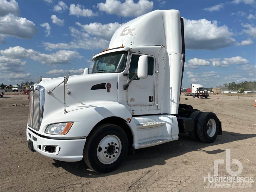 Kenworth T660 牵引车