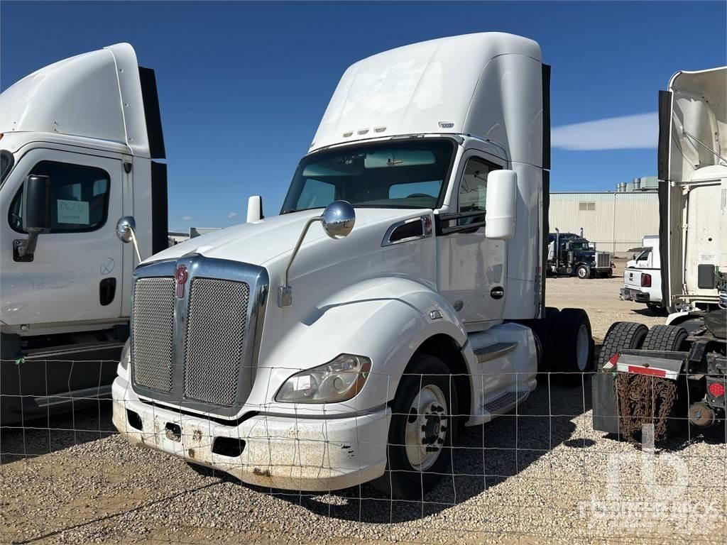 Kenworth T680 牵引车
