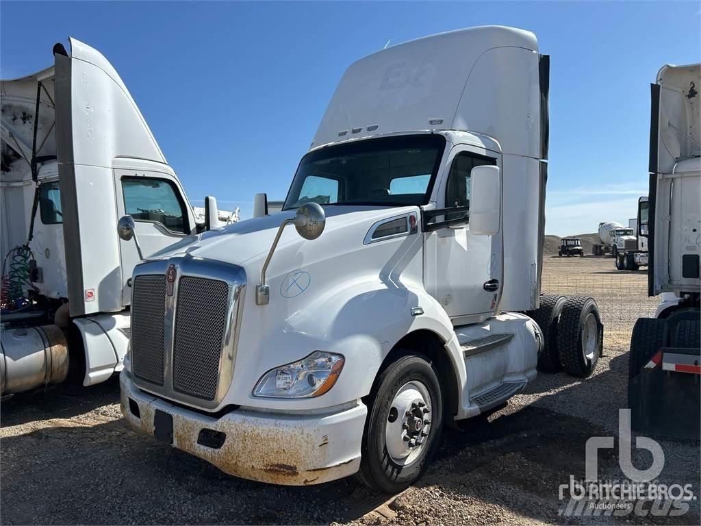 Kenworth T680 牵引车