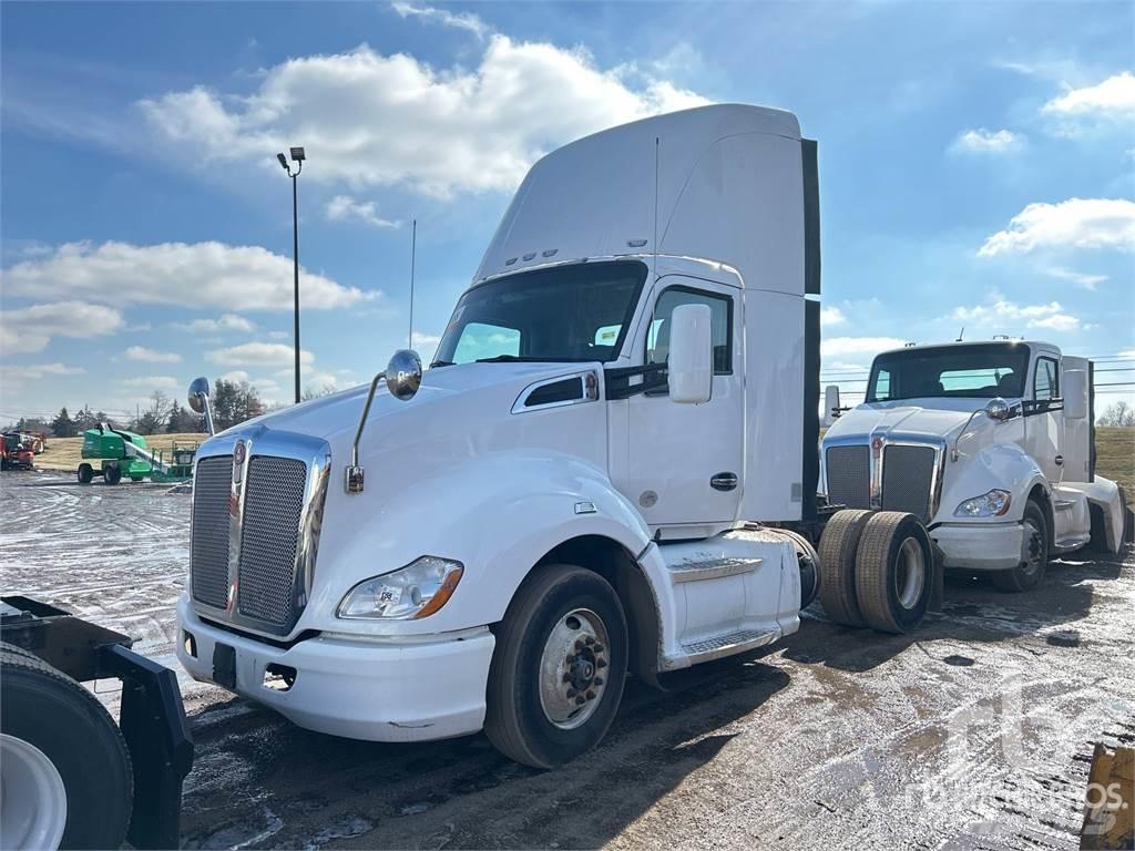 Kenworth T680 牵引车