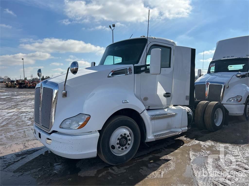 Kenworth T680 牵引车