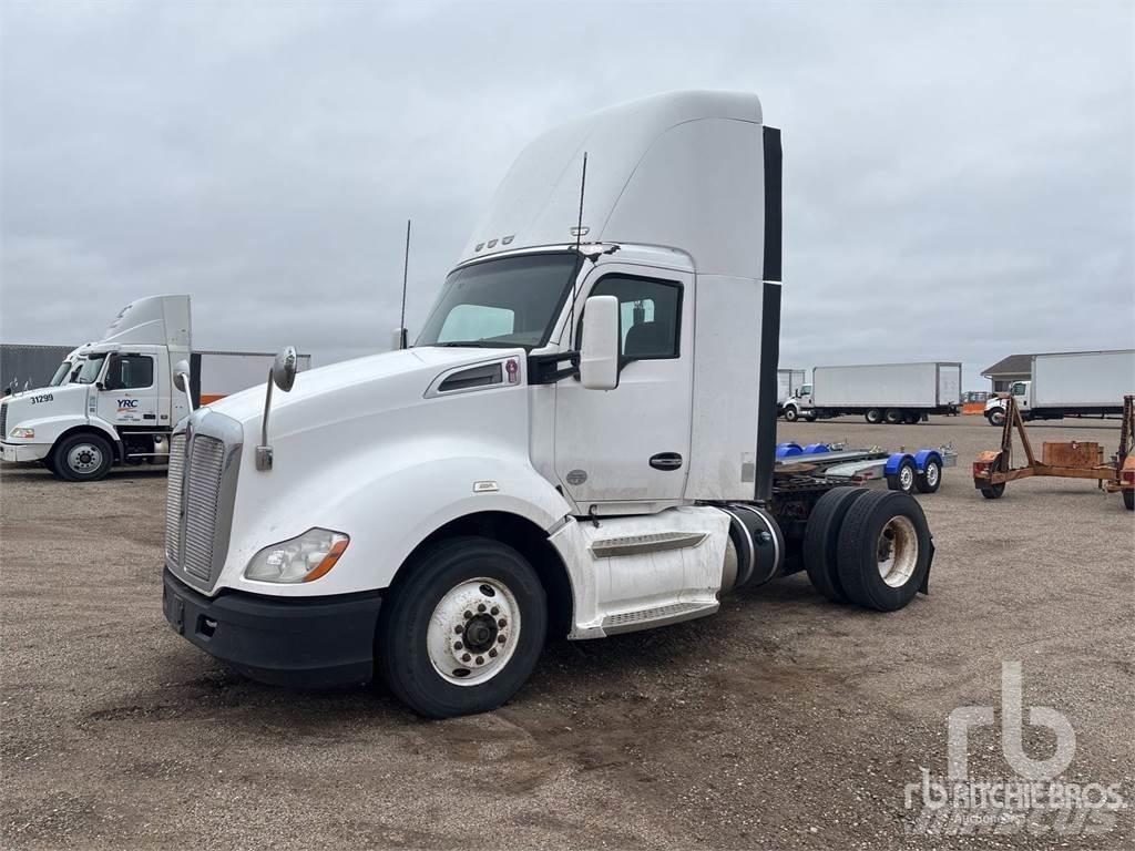 Kenworth T680 牵引车