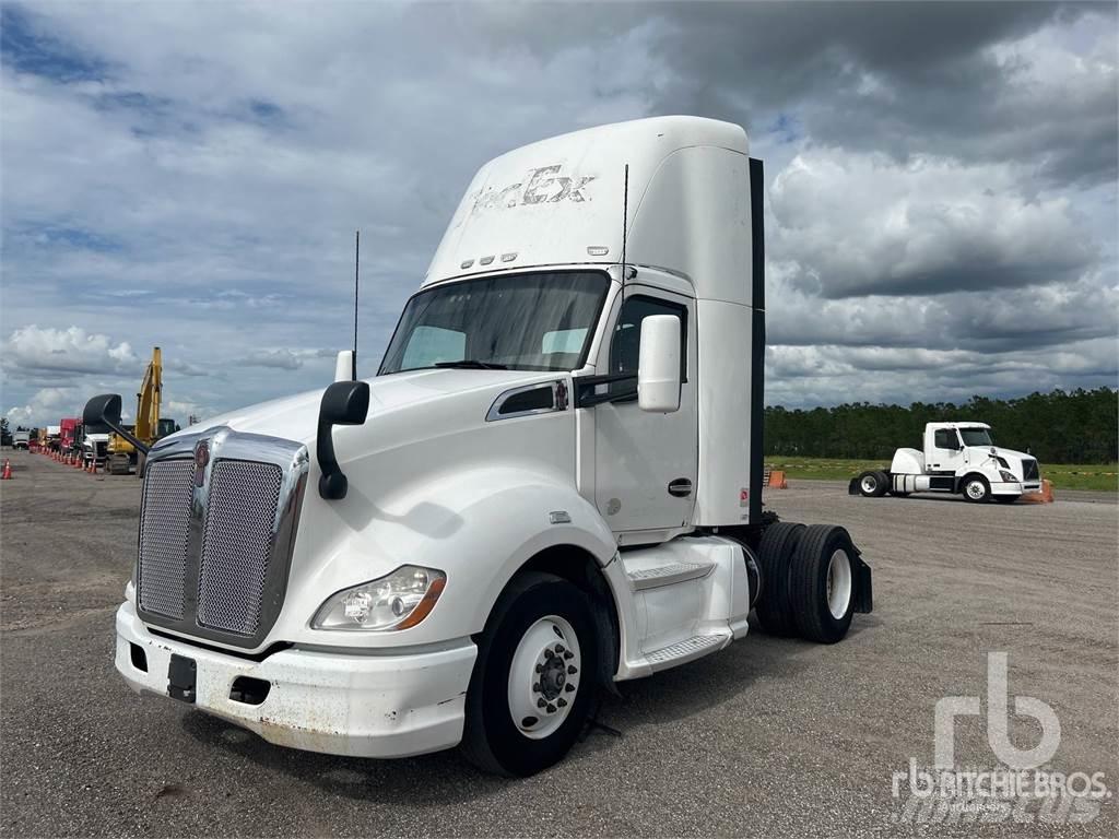 Kenworth T680 牵引车