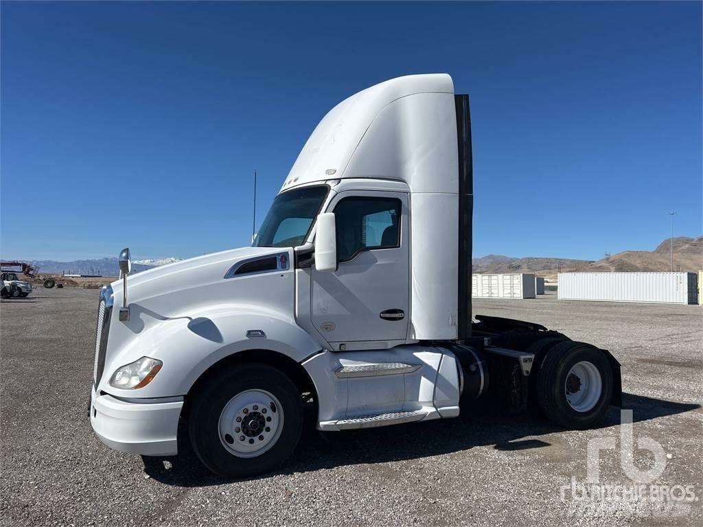 Kenworth T680 牵引车