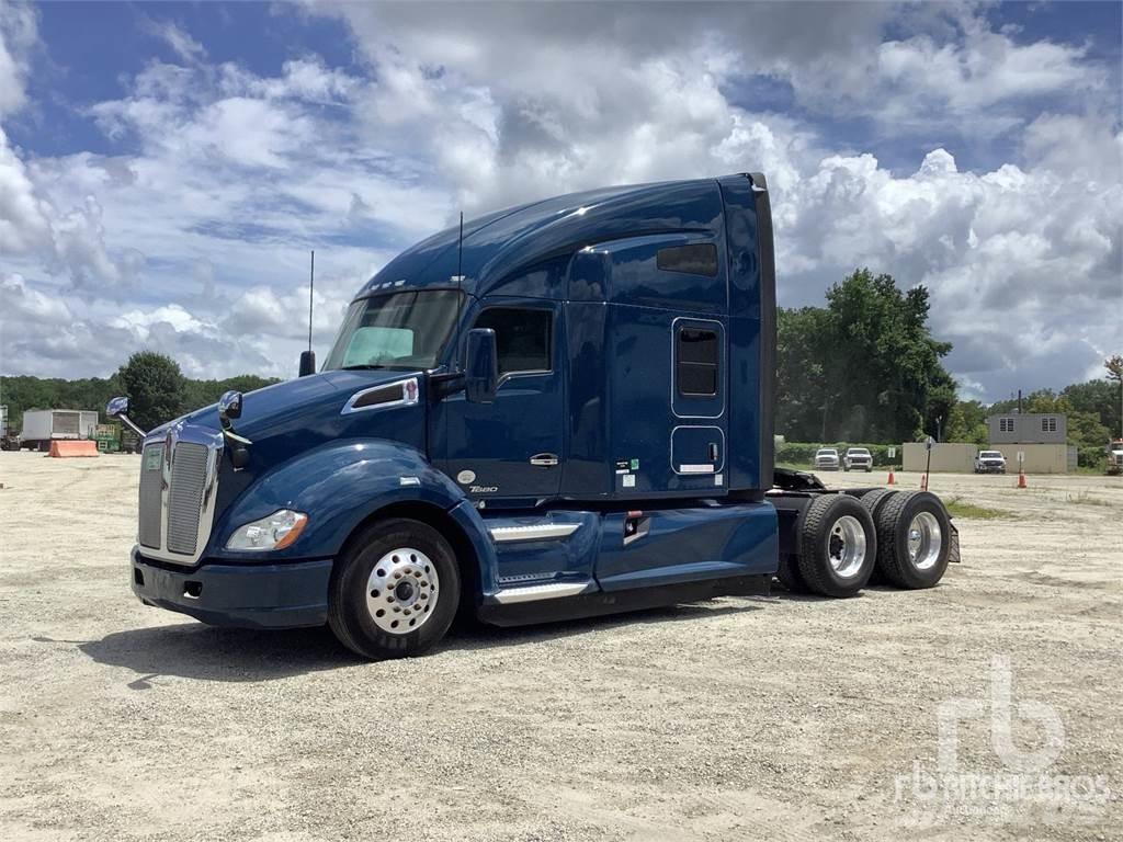 Kenworth T680 牵引车