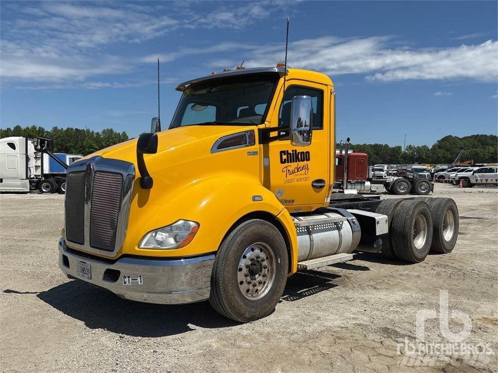 Kenworth T680 平板车