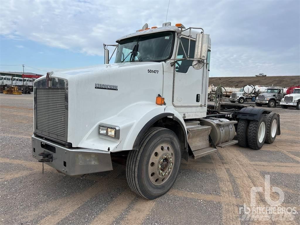 Kenworth T800 牵引车