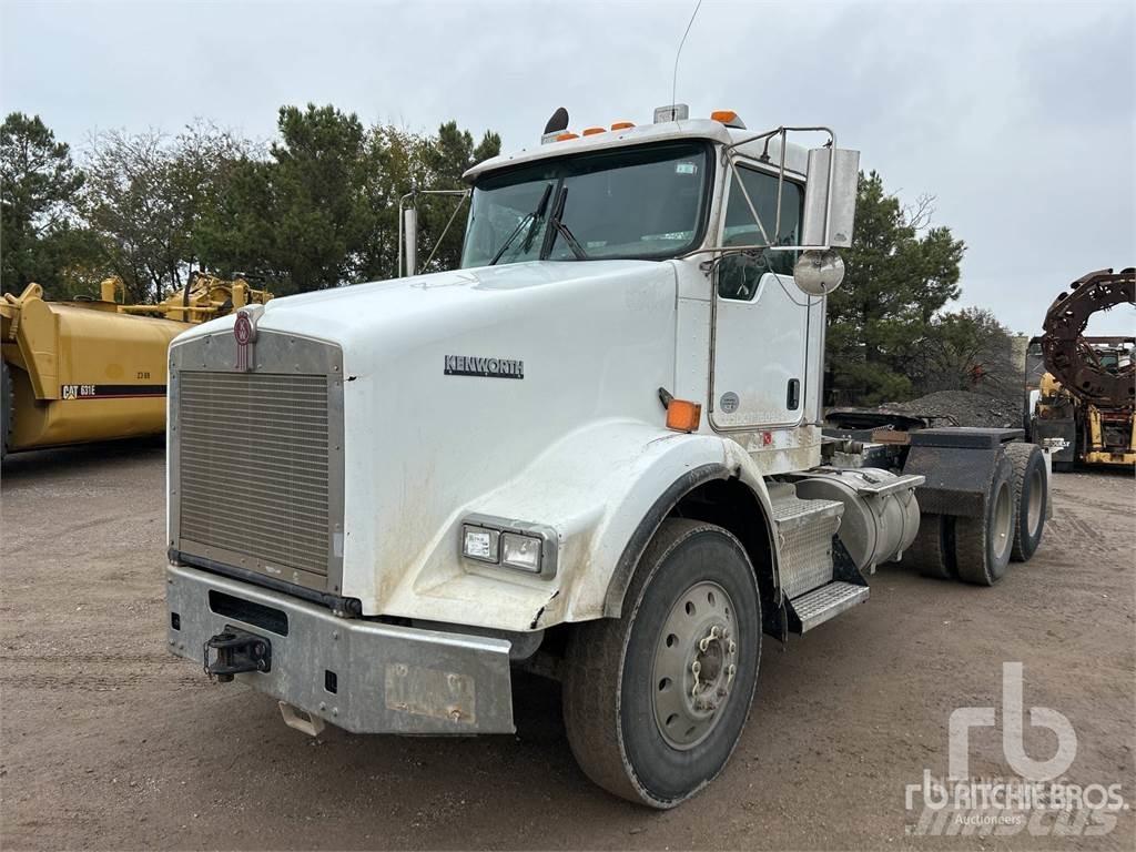 Kenworth T800 牵引车