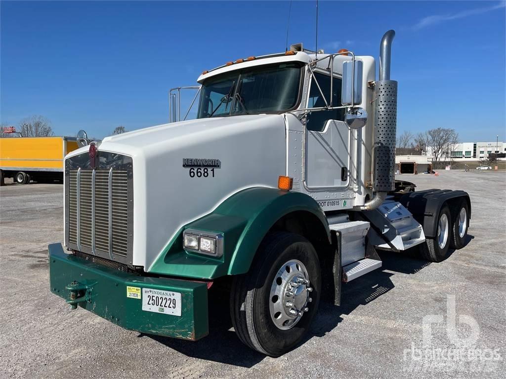 Kenworth T800 牵引车