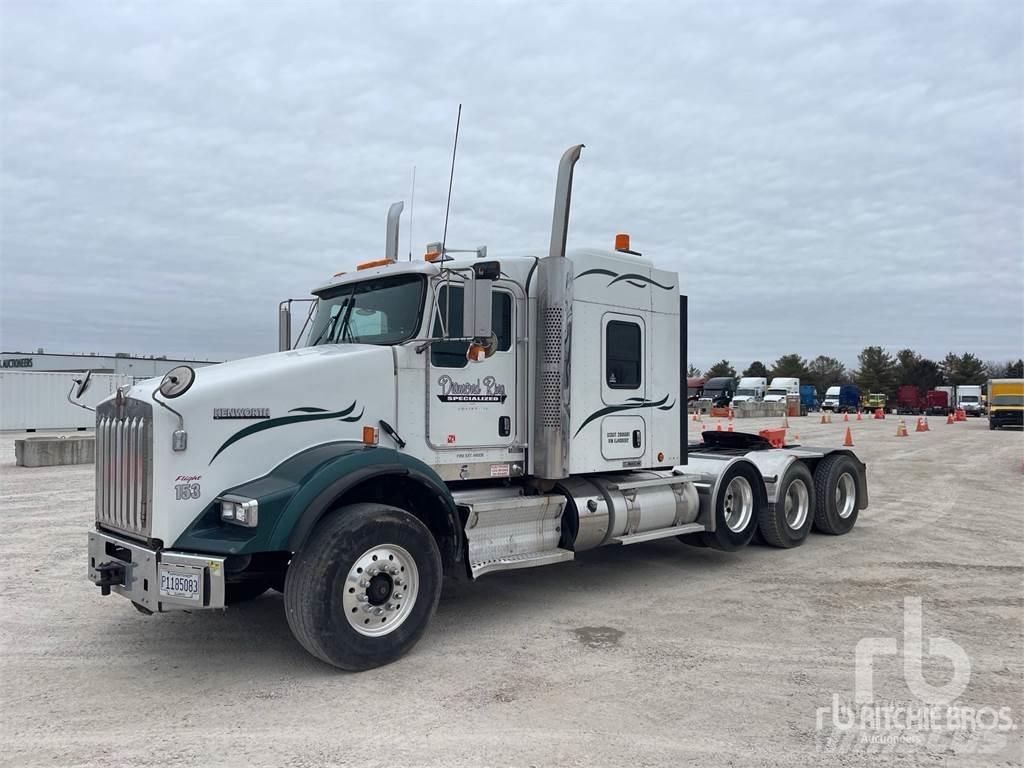 Kenworth T800 牵引车