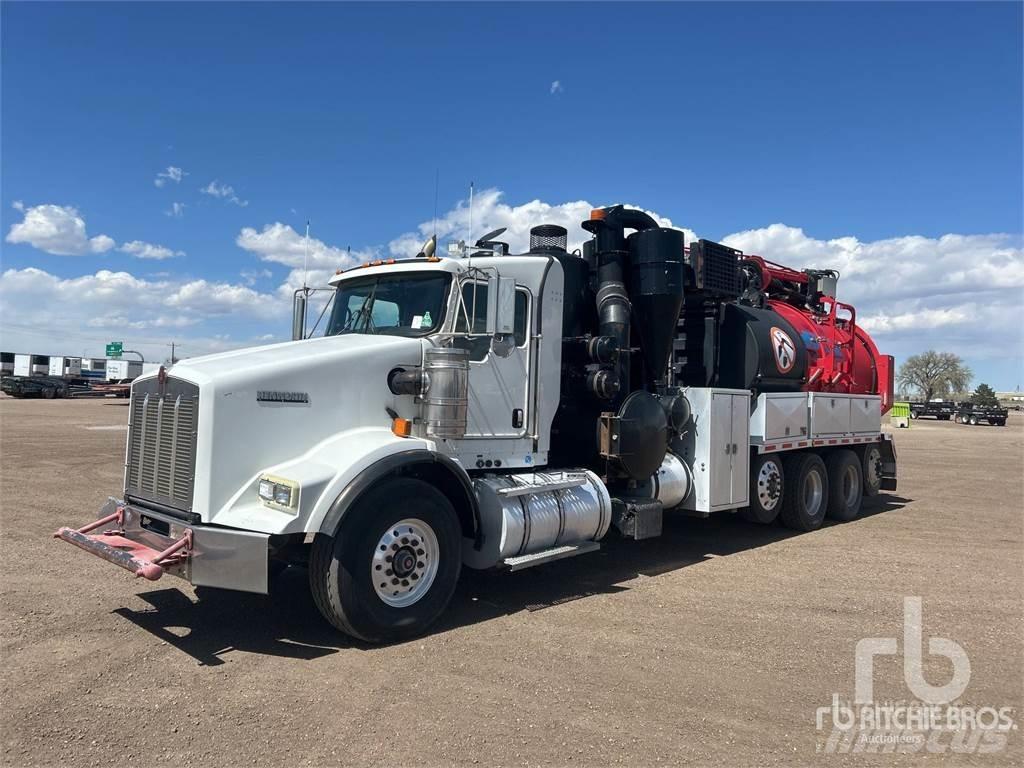Kenworth T800 组合/真空油槽车