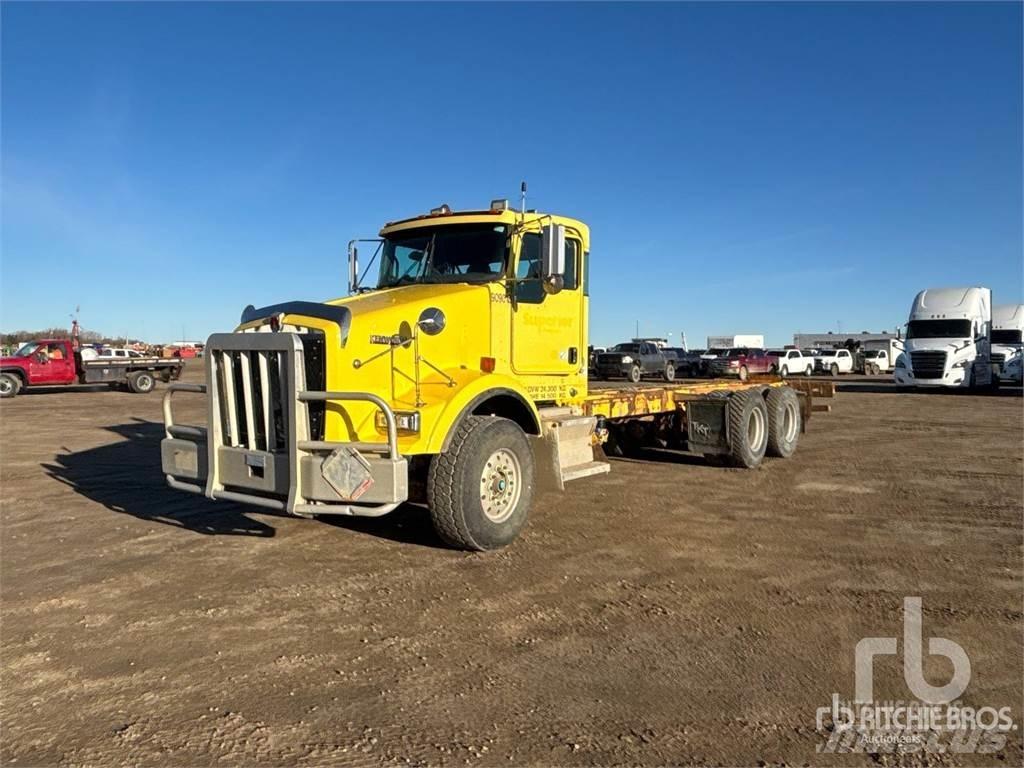 Kenworth T800 平板车