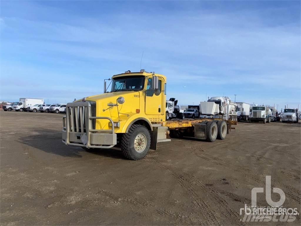 Kenworth T800 平板车