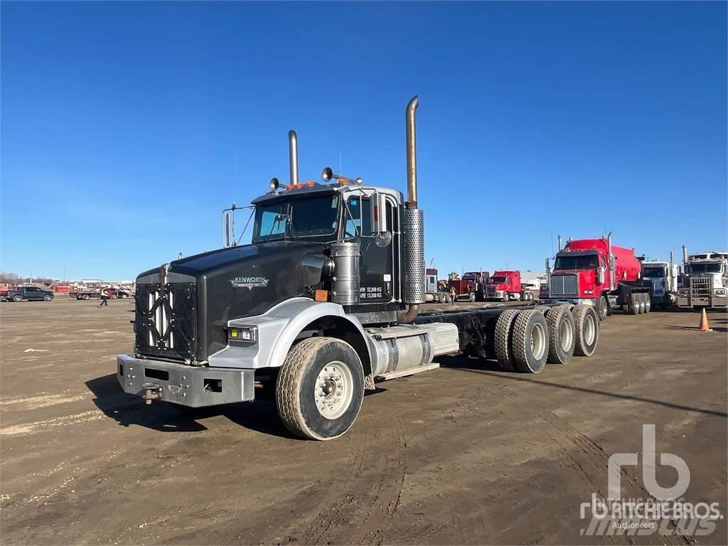 Kenworth T800 平板车