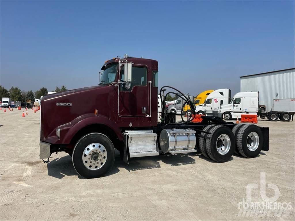 Kenworth T800 牵引车