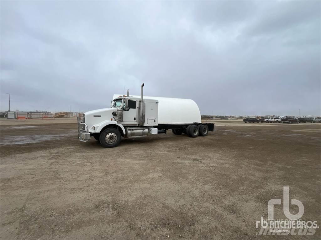Kenworth T800 平板车