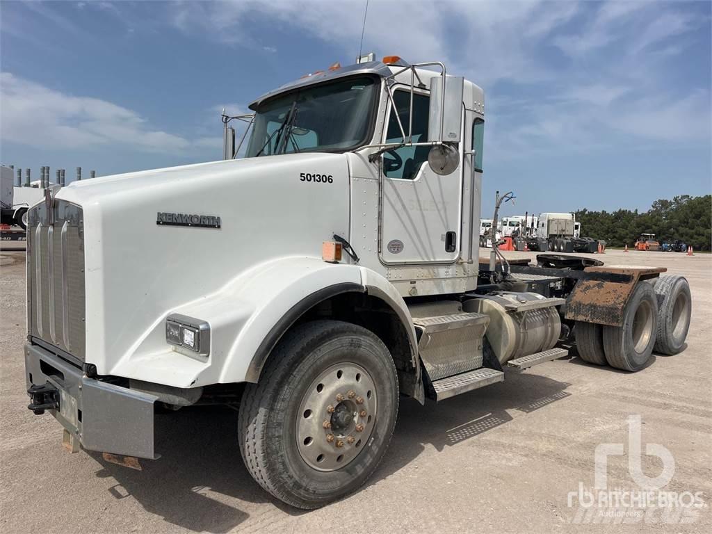 Kenworth T800 牵引车